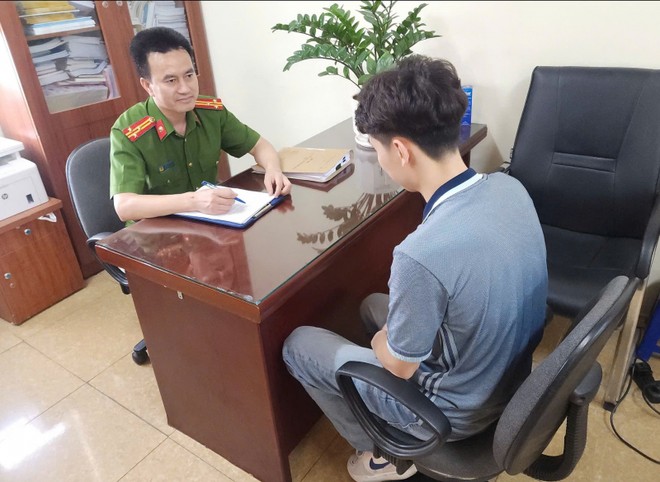 Cảnh báo thủ đoạn khống chế sinh viên bằng video call để lừa đảo